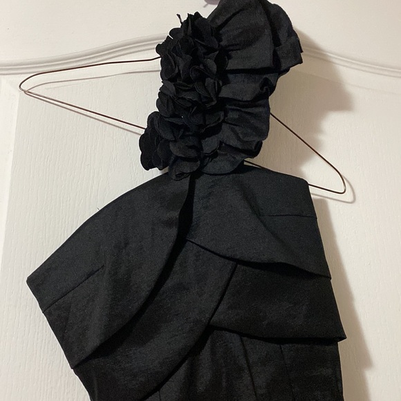 Maddy Paige Black one shoulder dress - Picture 3 of 5